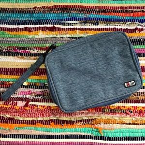 BUBM ~ Tech accessories bag